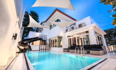 SeaBreeze Grand Pool Villa Pattaya
