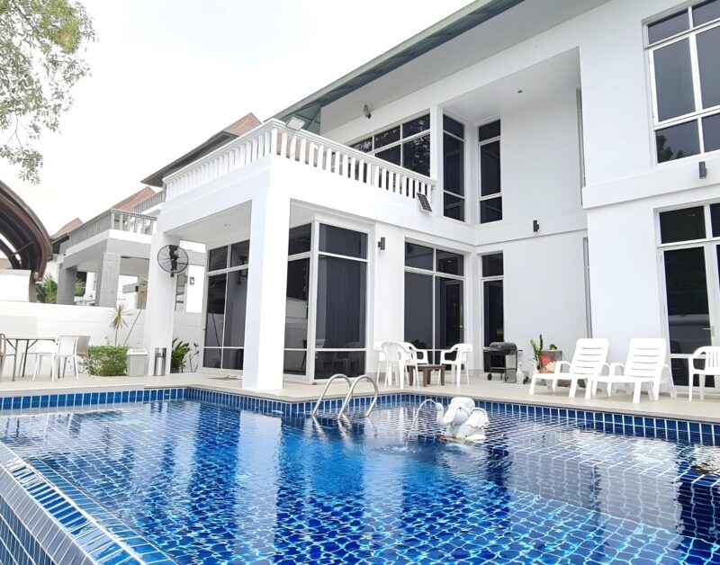 Bm Pool Villa Pattaya