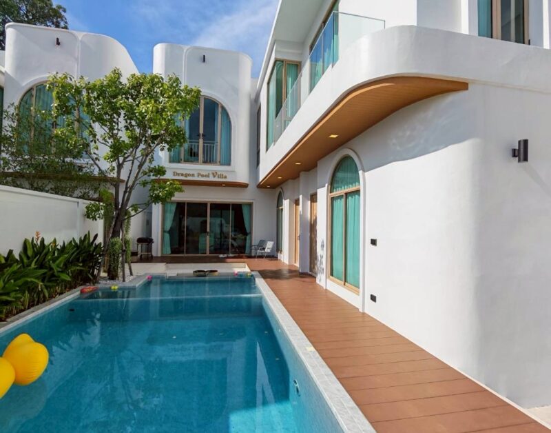 Dragon Pool Villa Pattaya