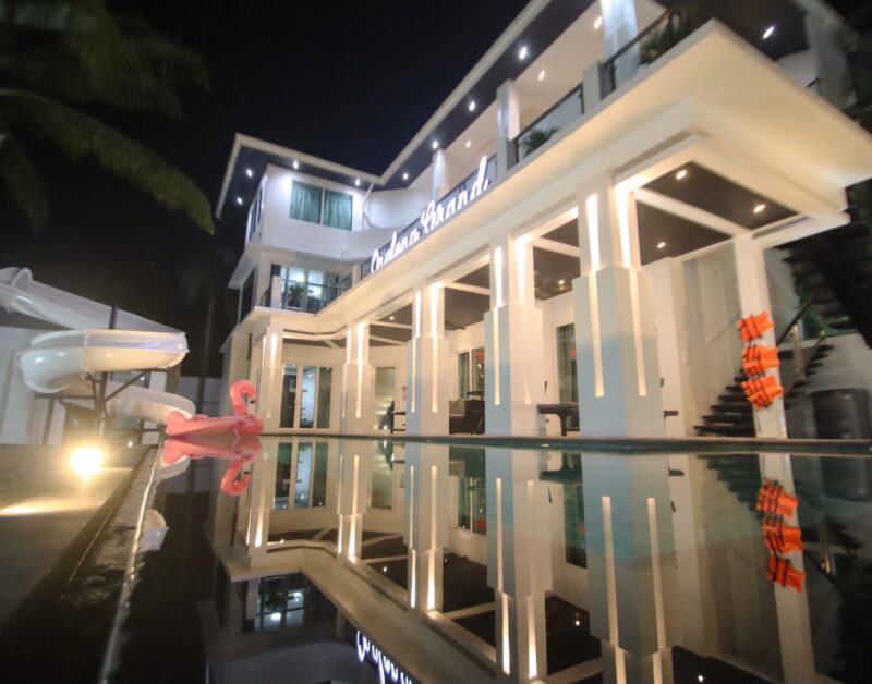 Ongfong Grand Pool Villa Pattaya