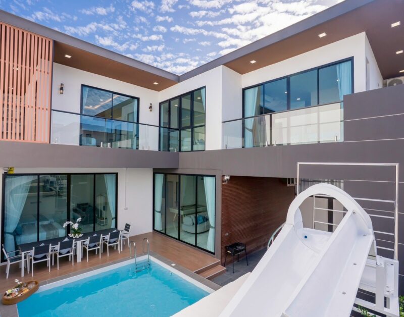 Coco Marina Pool Villa Pattaya